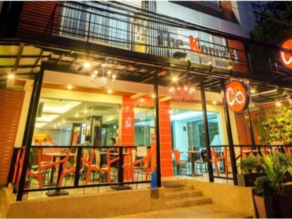 The Konnect Hotel 2/50