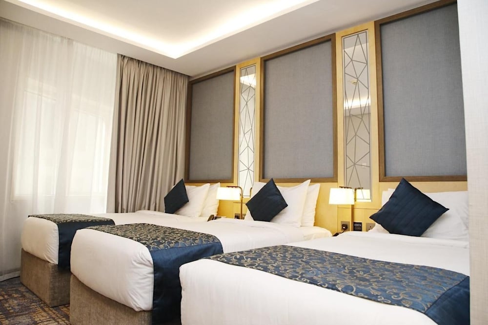 رويال الروضة(Al Rawda Royal Inn) 12/62