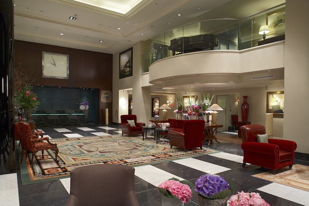 Sofitel London St James 57/70