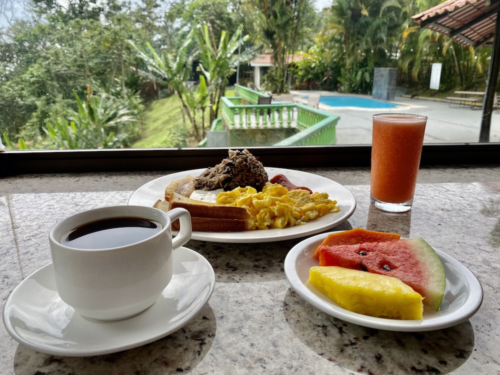 Green Lagoon Wellbeing Resort 50/71