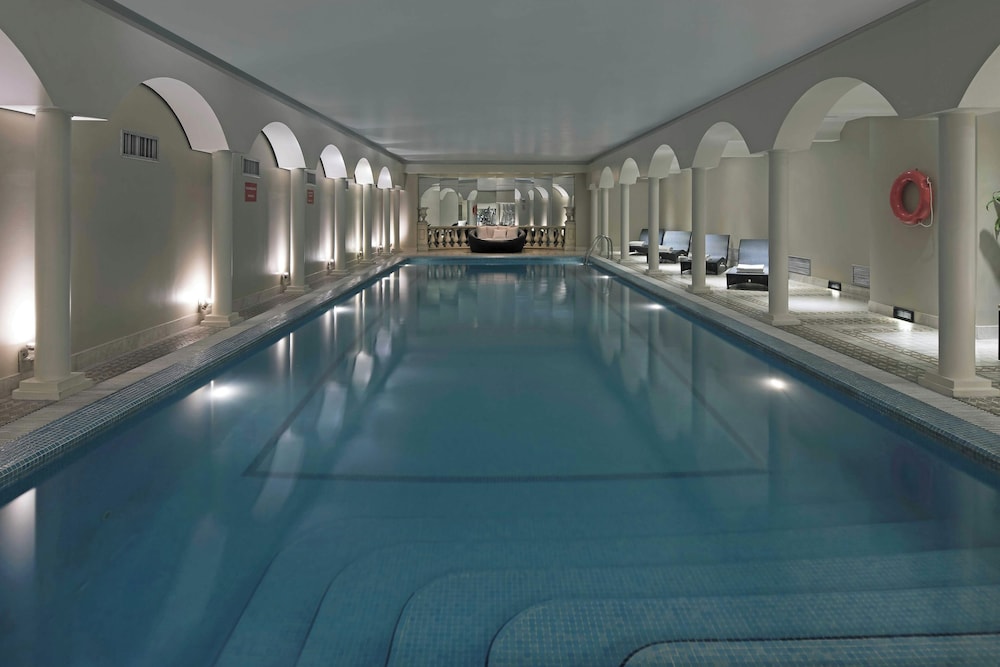 Hotel Emperador Buenos Aires 23/50