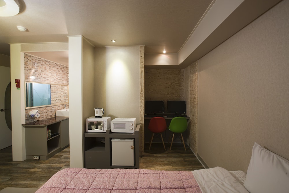 Max Motel 48/66