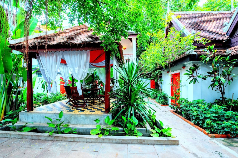Villa Wat Damnak 48/50