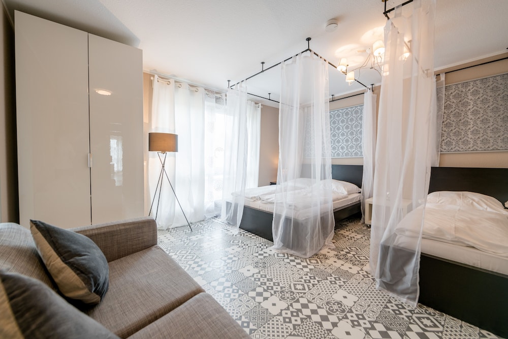 Aparthotel Alma Bonn 14/30