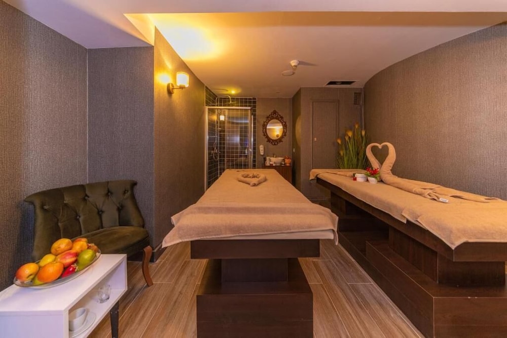 Euro Plaza Hotel Istanbul 12/30