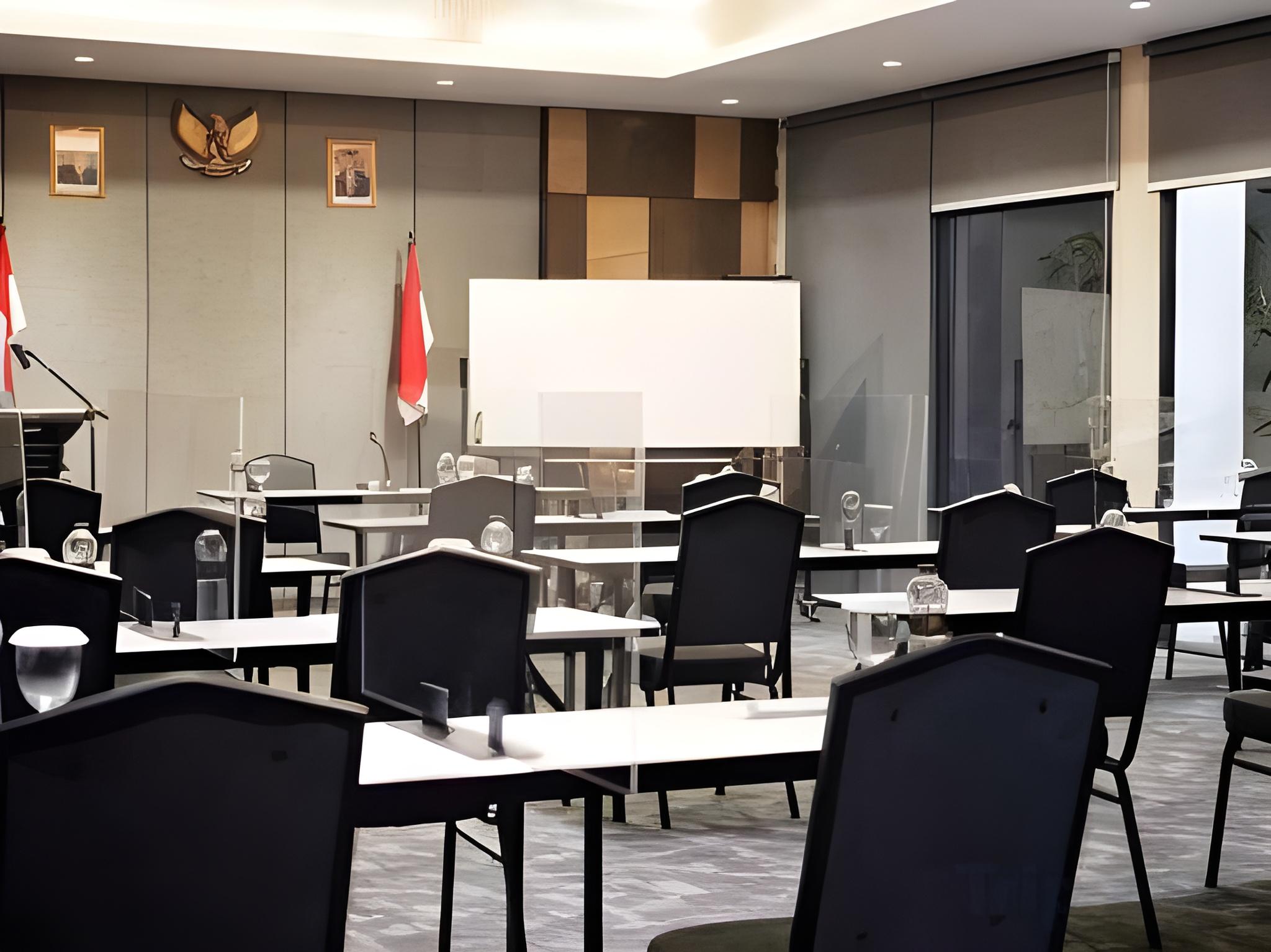 Mahima Hotel Semarang 57/67