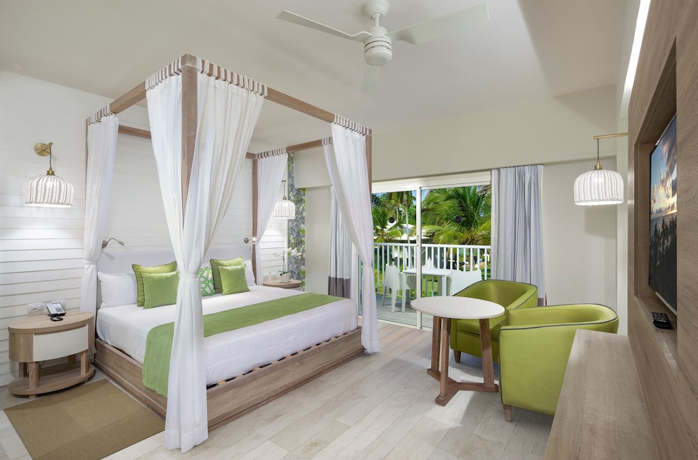 Grand Sirenis Punta Cana Resort 57/79