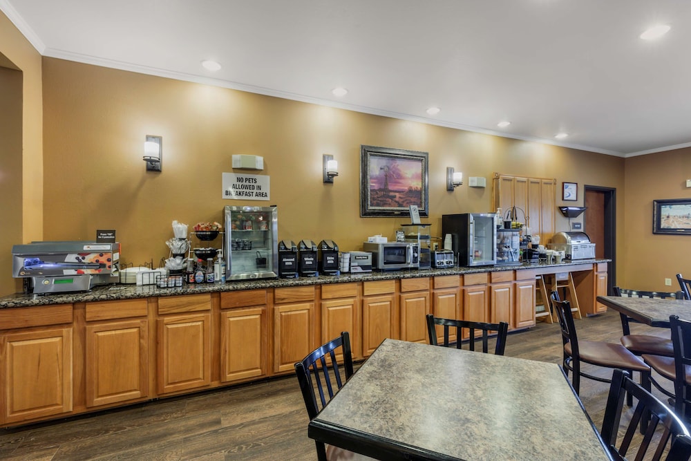 Best Western Plus Red River Inn 31/37