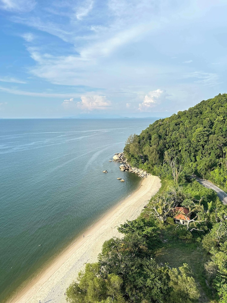 Angsana Teluk Bahang, Penang 66/71