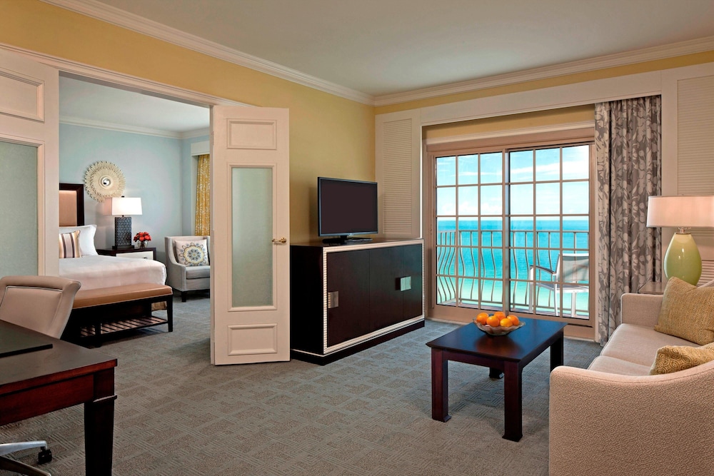 Ritz Carlton Naples 36/64