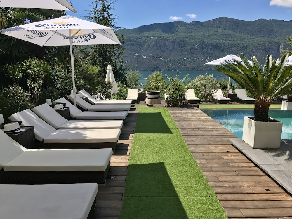 Les Suites Du Lac 38/50