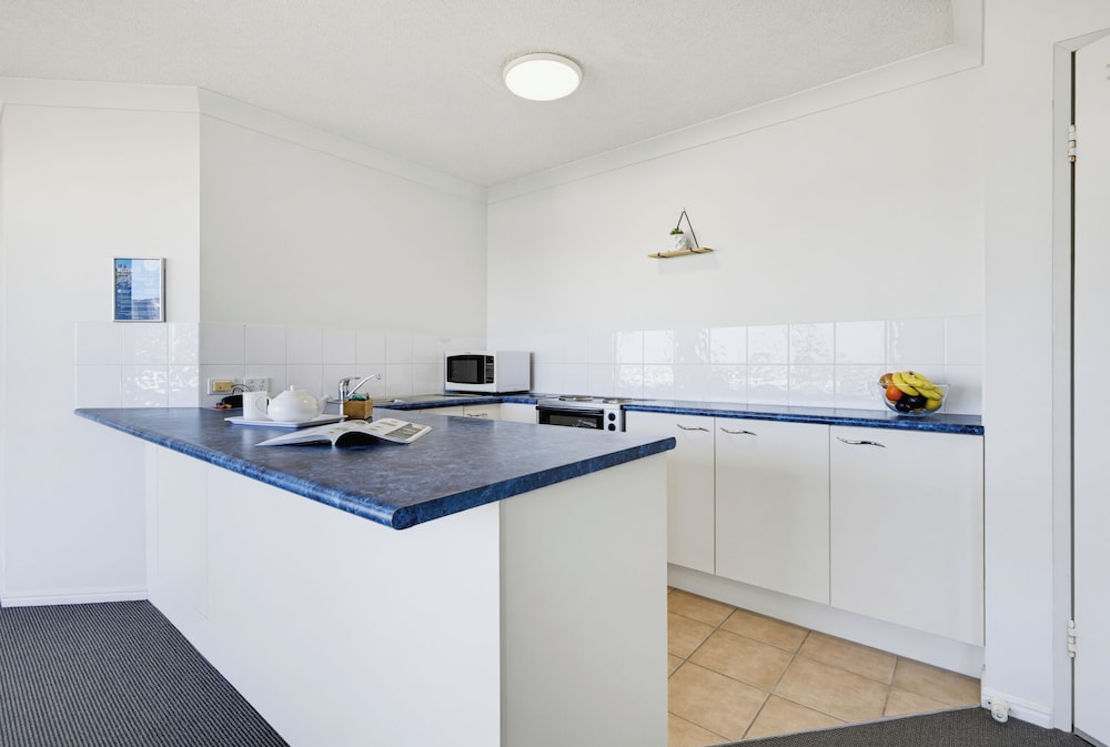 Belaire Place 6/50