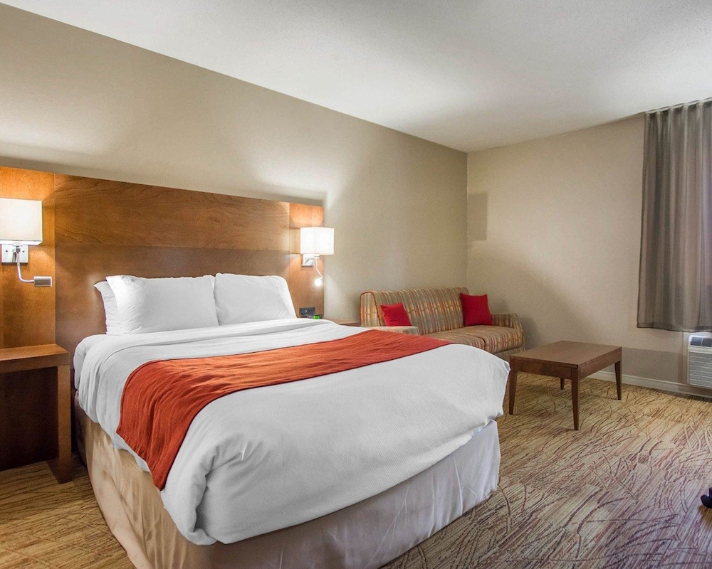 Comfort Inn Mont Laurier, QC 15/46
