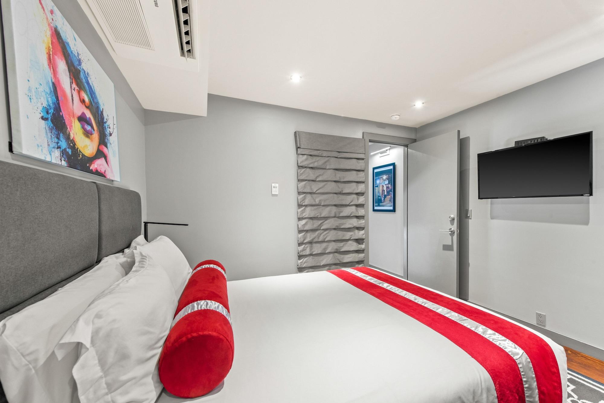 3 Bedrooms, Premium, Suite, Pool Access