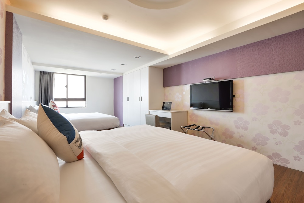Taichung Saint Hotel 24/67