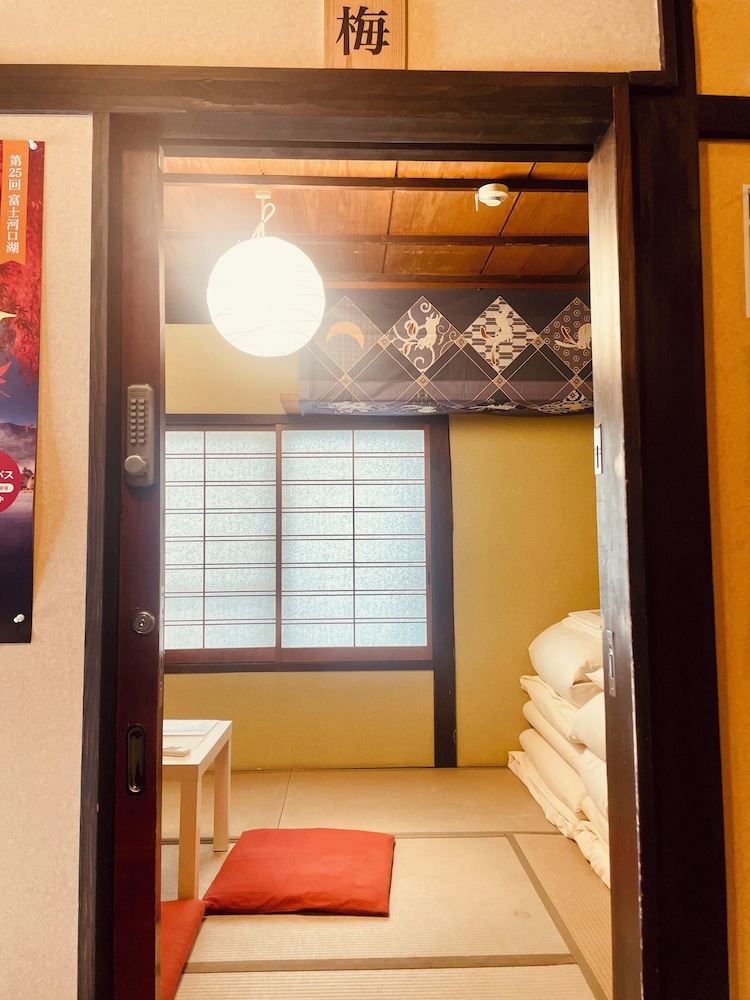 Mt. Fuji Hostel Samurise Kura 48/49
