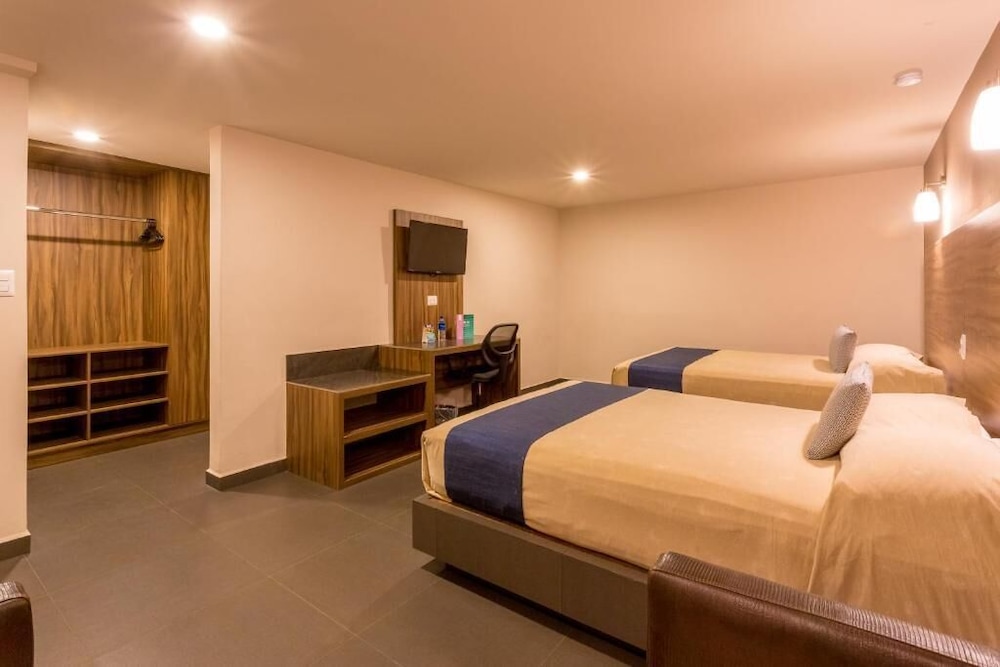 Hotel Panamerican 17/41