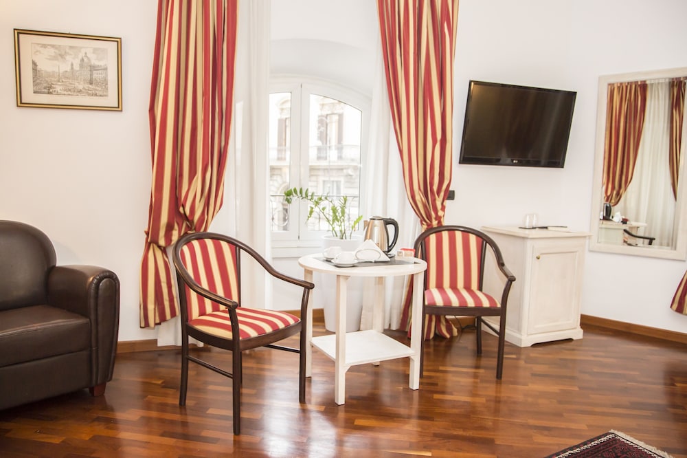 Inn Rome Rooms & Suites 33/50
