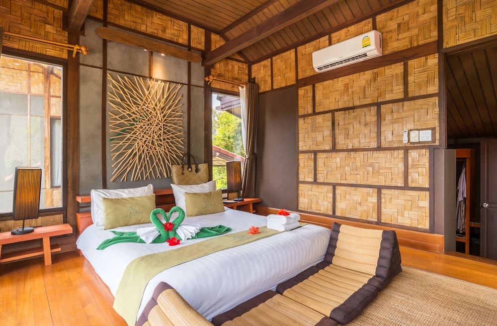 Alama Sea Village Resort 38/70