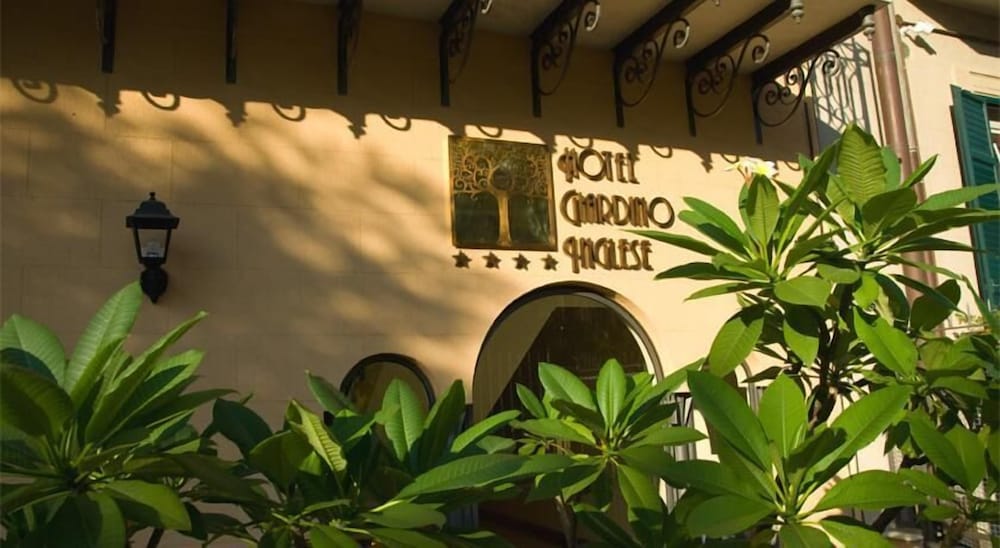 Hotel Giardino Inglese 40/44