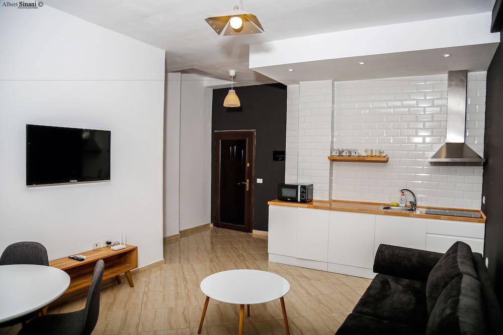 1 BEDROOM, DELUXE, APARTMENT
