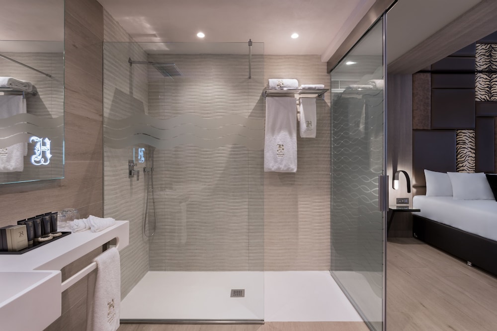 Hugos Boutique Hotel - Adults Only 71/76