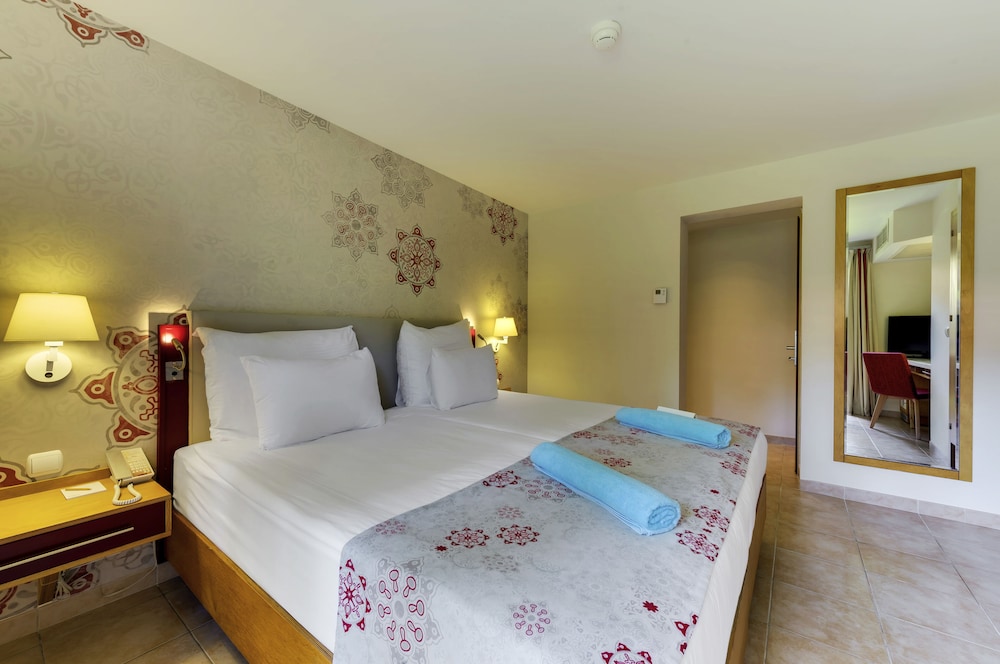Double Room Classic - double use (DBL1)