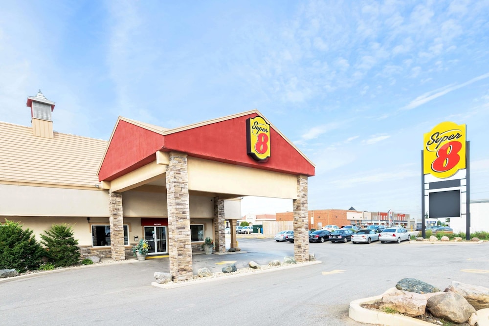 Super 8 by Wyndham Cambridge/Kitchener/Waterloo Area 2/33