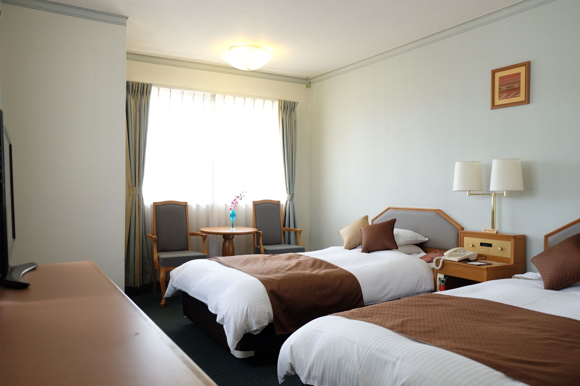 STANDARD, SINGLE, TWIN BEDS, WEST WING