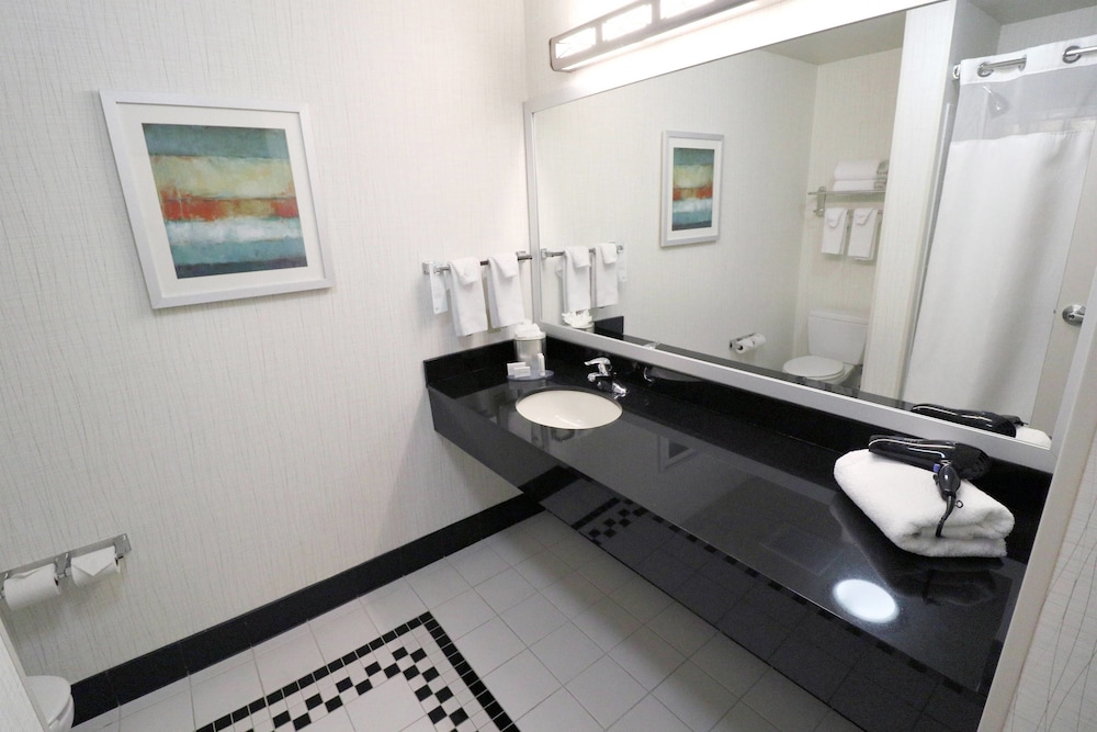 Fairfield by Marriott Inn & Suites Des Moines Airport 19/40