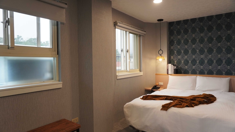 STANDARD, DOUBLE BED