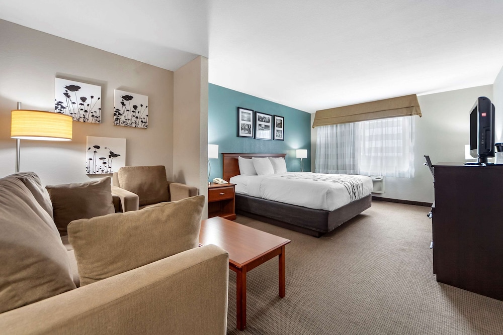Sleep Inn & Suites Hays I-70 29/59