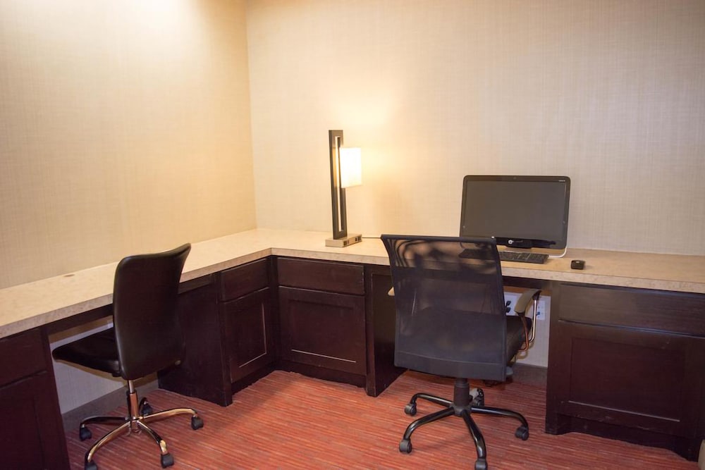 Surestay Hotel by Best Western Cotulla 38/44