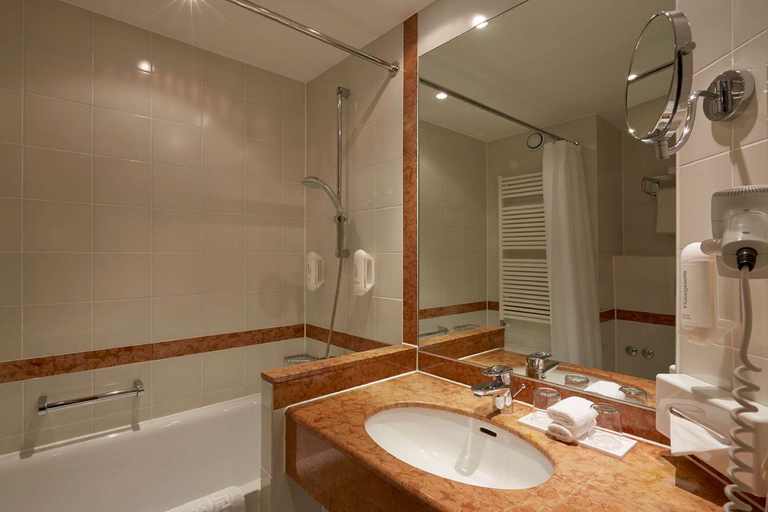 ACHAT Hotel Magdeburg 33/34