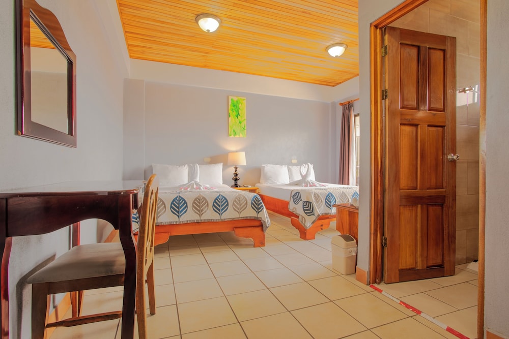 La Fortuna Downtown Boutique Hotel 36/60