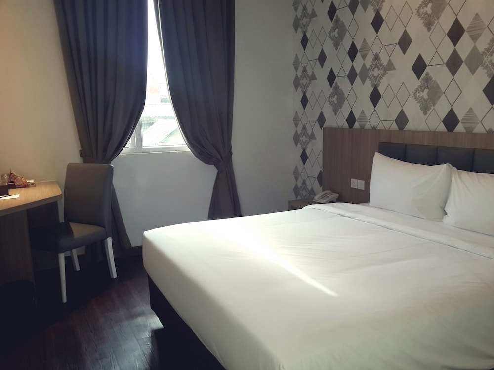 Hotel 88 ITC Fatmawati 11/42