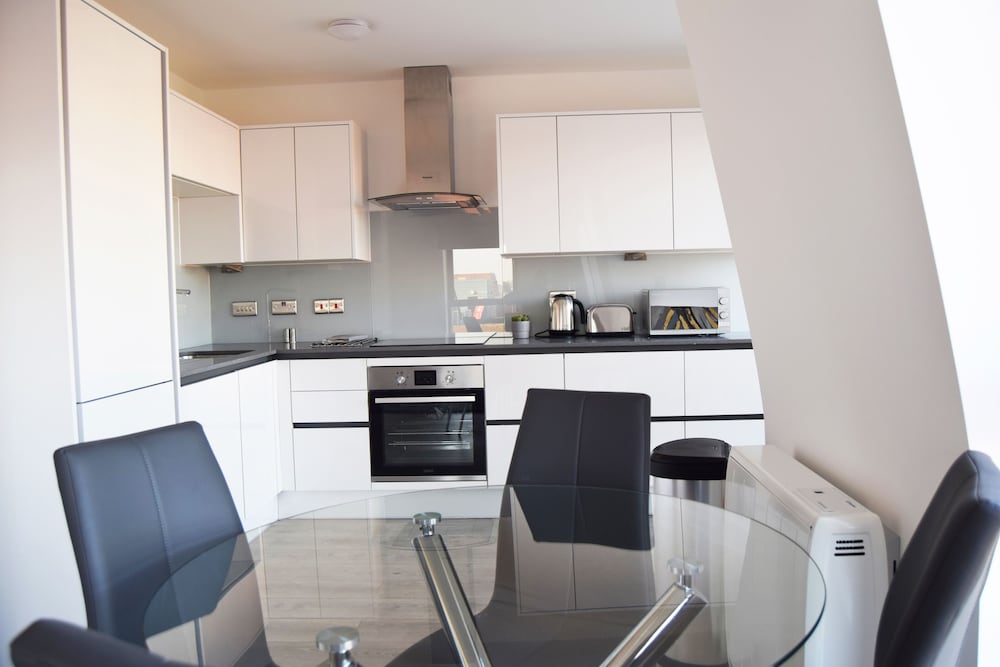 Morland House 40/50