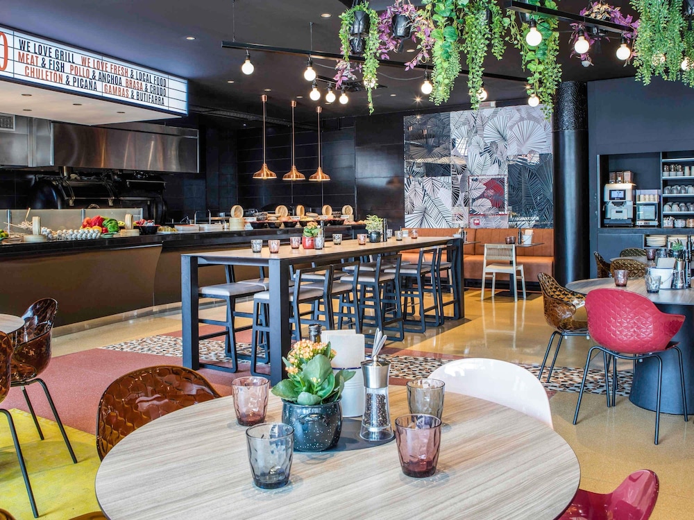 Novotel Barcelona Cornella Hotel 58/71
