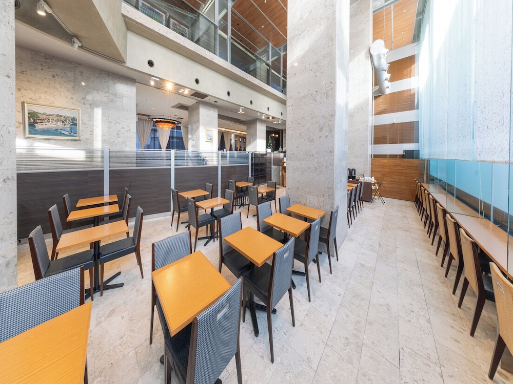 Apa Hotel Toyama Ekimae 27/42