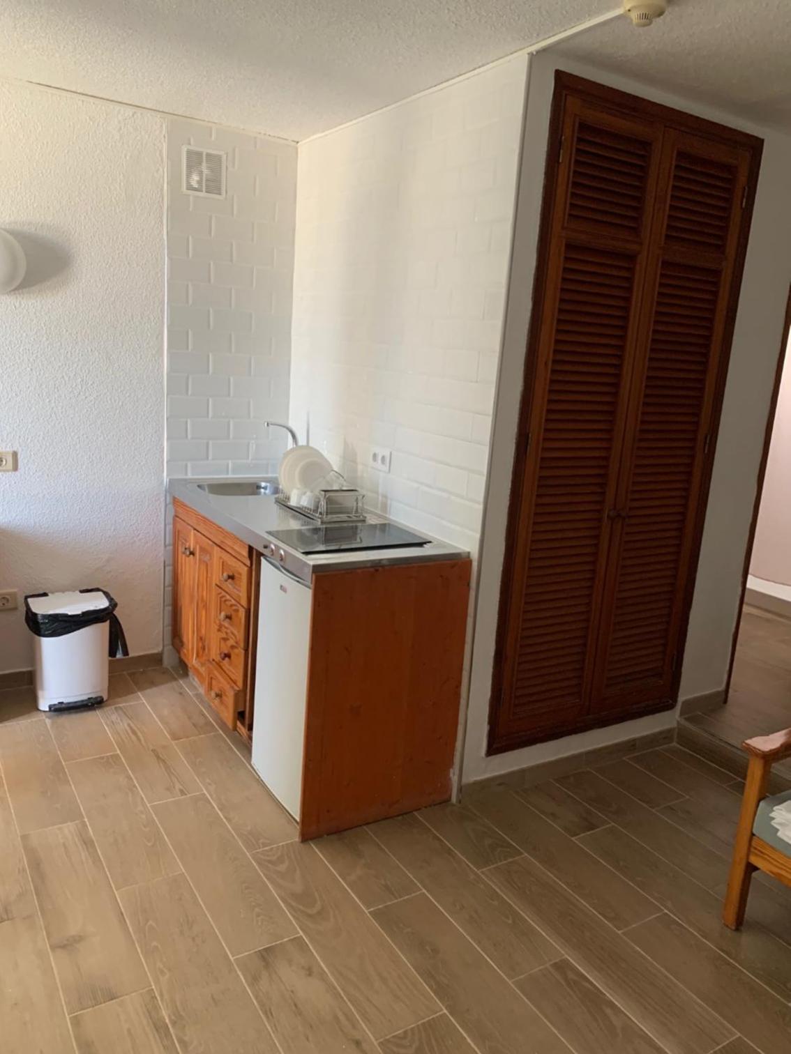 Cotillo Lagos 7/50