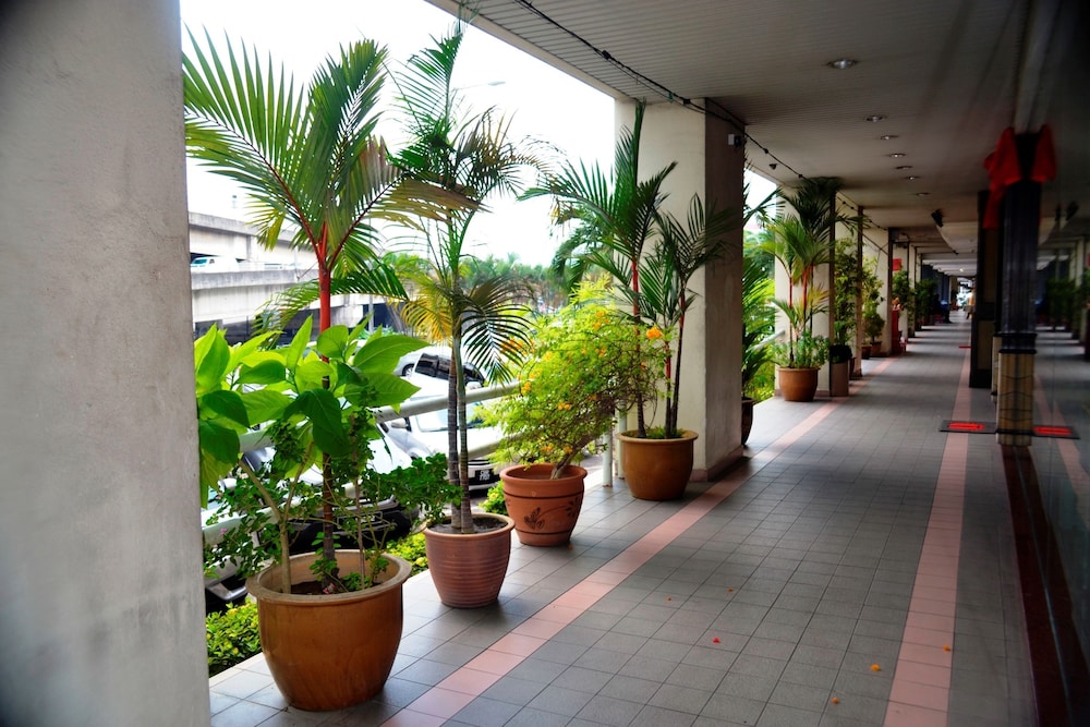 Hotel Caliber 36/40