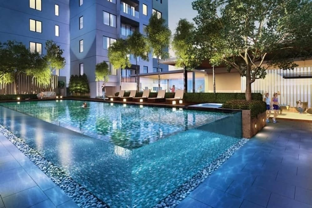 Summer Suites Residences By Subhome 67/68