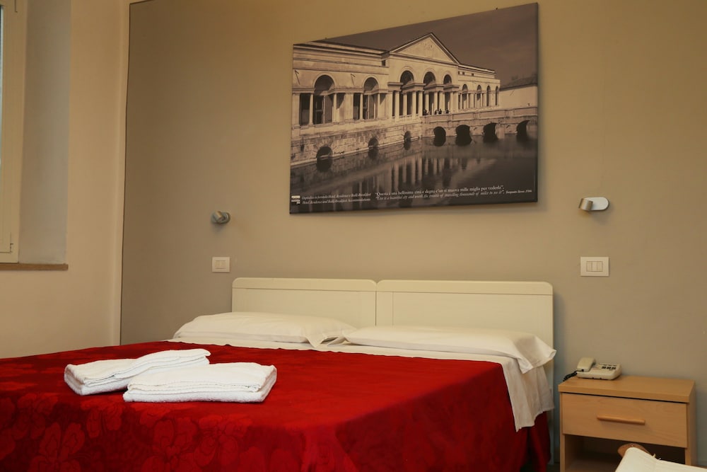 Hotel dei Gonzaga 41/59