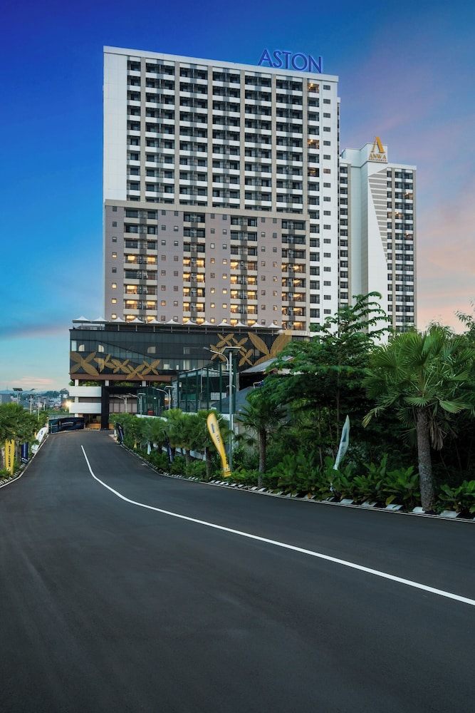Aston Bintaro Hotel and Conference Center 8/97