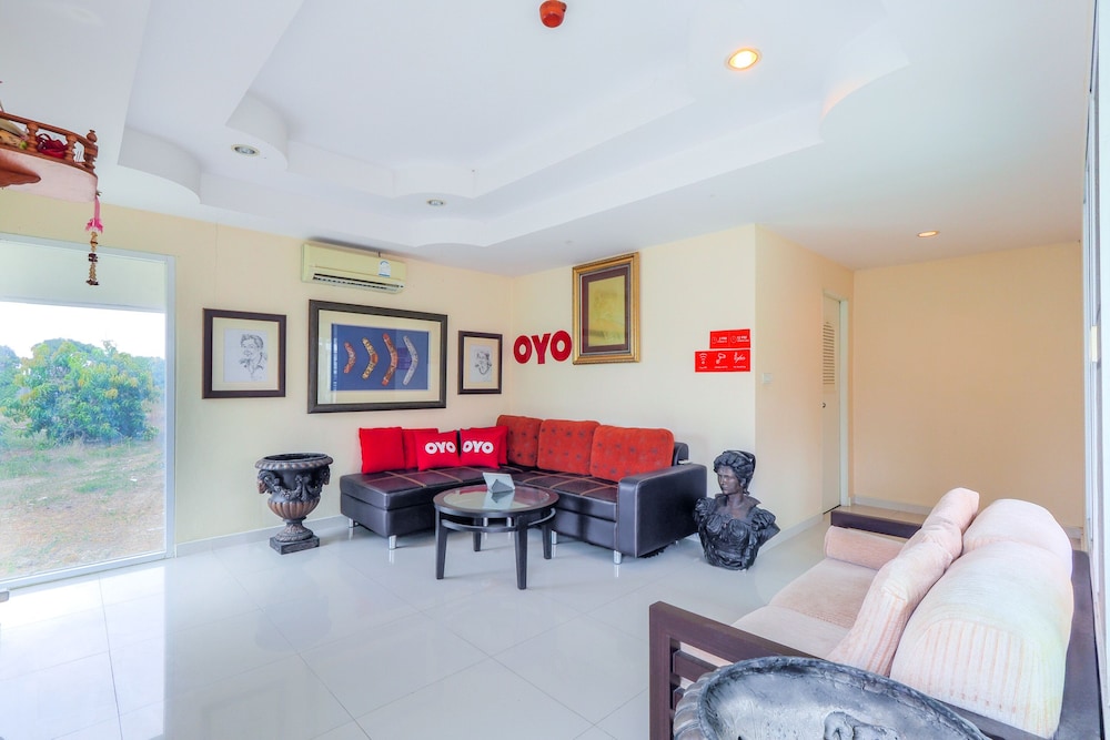 OYO 926 Sydney Resort 16/29