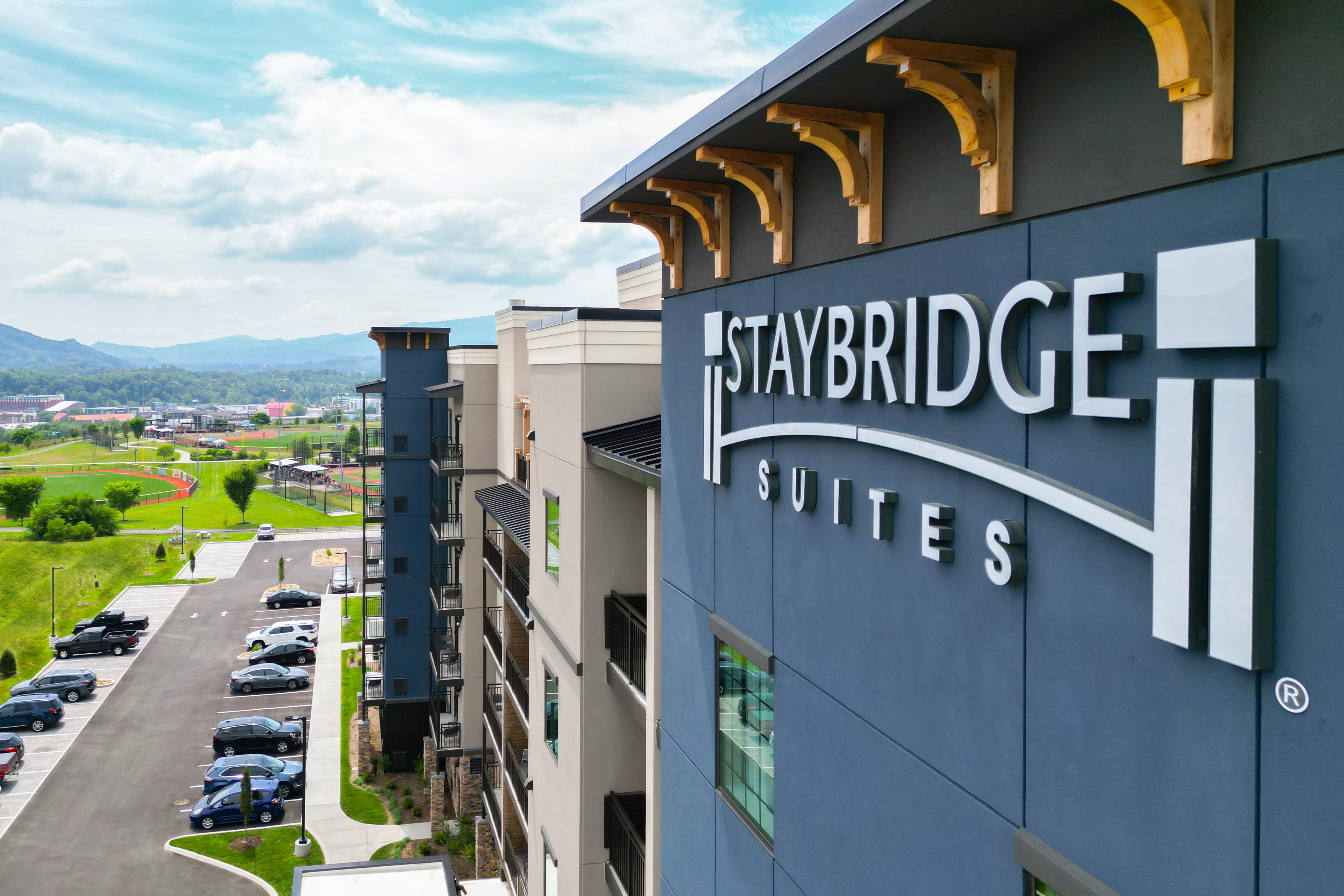 Staybridge Suites Pigeon Forge - Smoky Mtns, an IHG Hotel 3/50