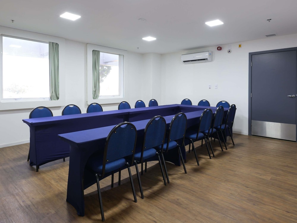 Ibis Budget Recife Jaboatao 56/64