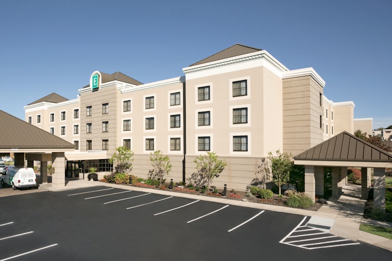 Embassy Suites by Hilton Cleveland Beachwood 53/55