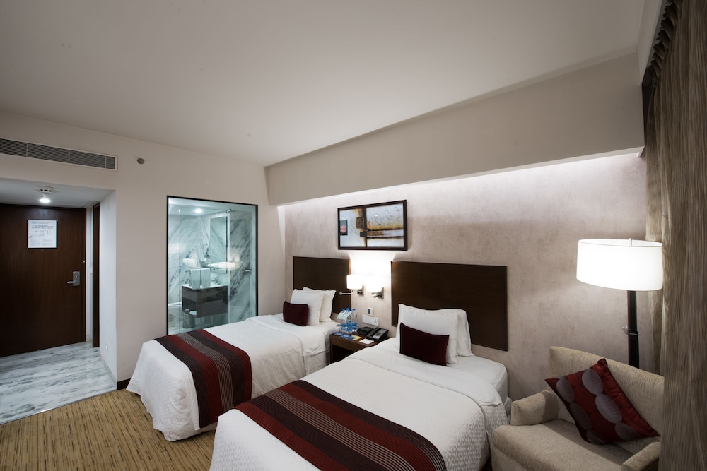 Four Points by Sheraton Hotel and Serviced Apartments Pune 15/47