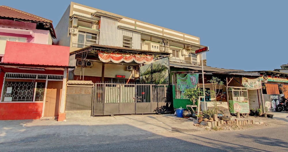 OYO 2782 Puspa Residence 43/48